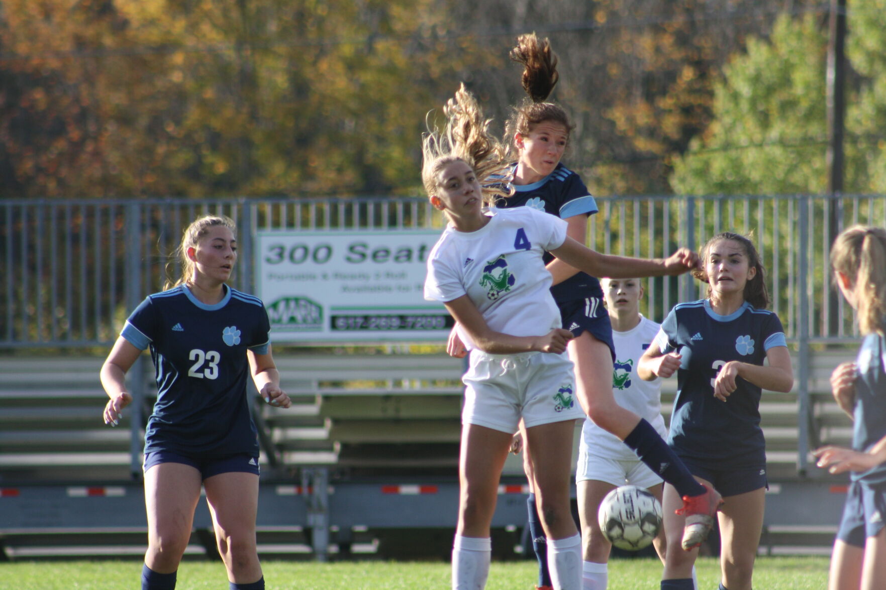 CHSvgirlsSoccervsMMU20211022_0331.JPG